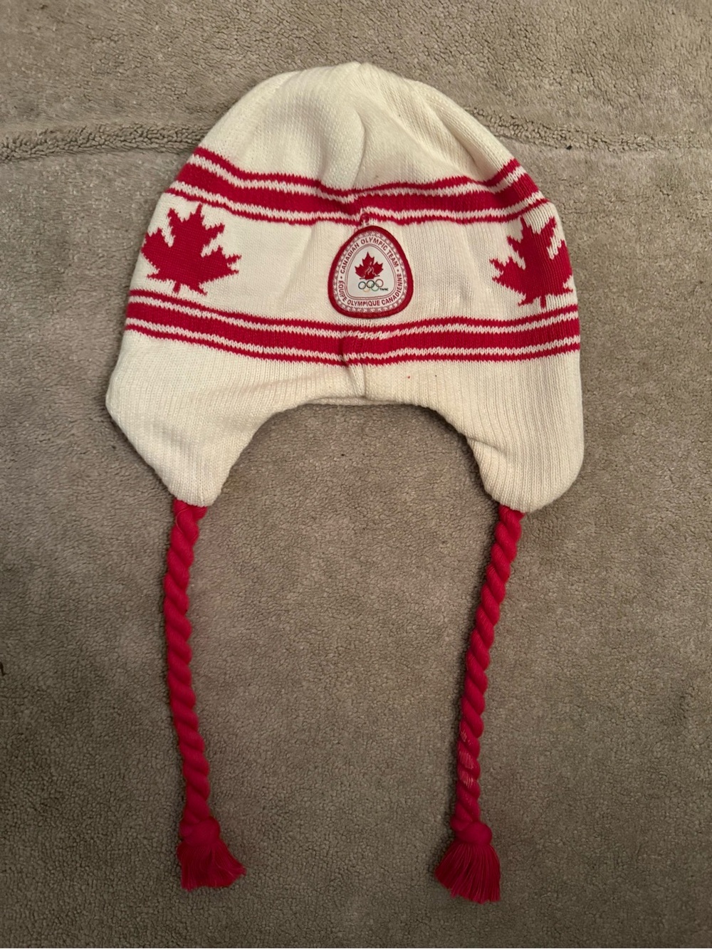 Canadian Olympic team Team Canada Earflap Winter Hat Beanie Maple Leaf Snow HBC